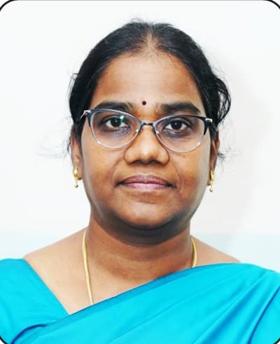 Portrait of C. Geetha, Hindi Teacher at Pristine Public School